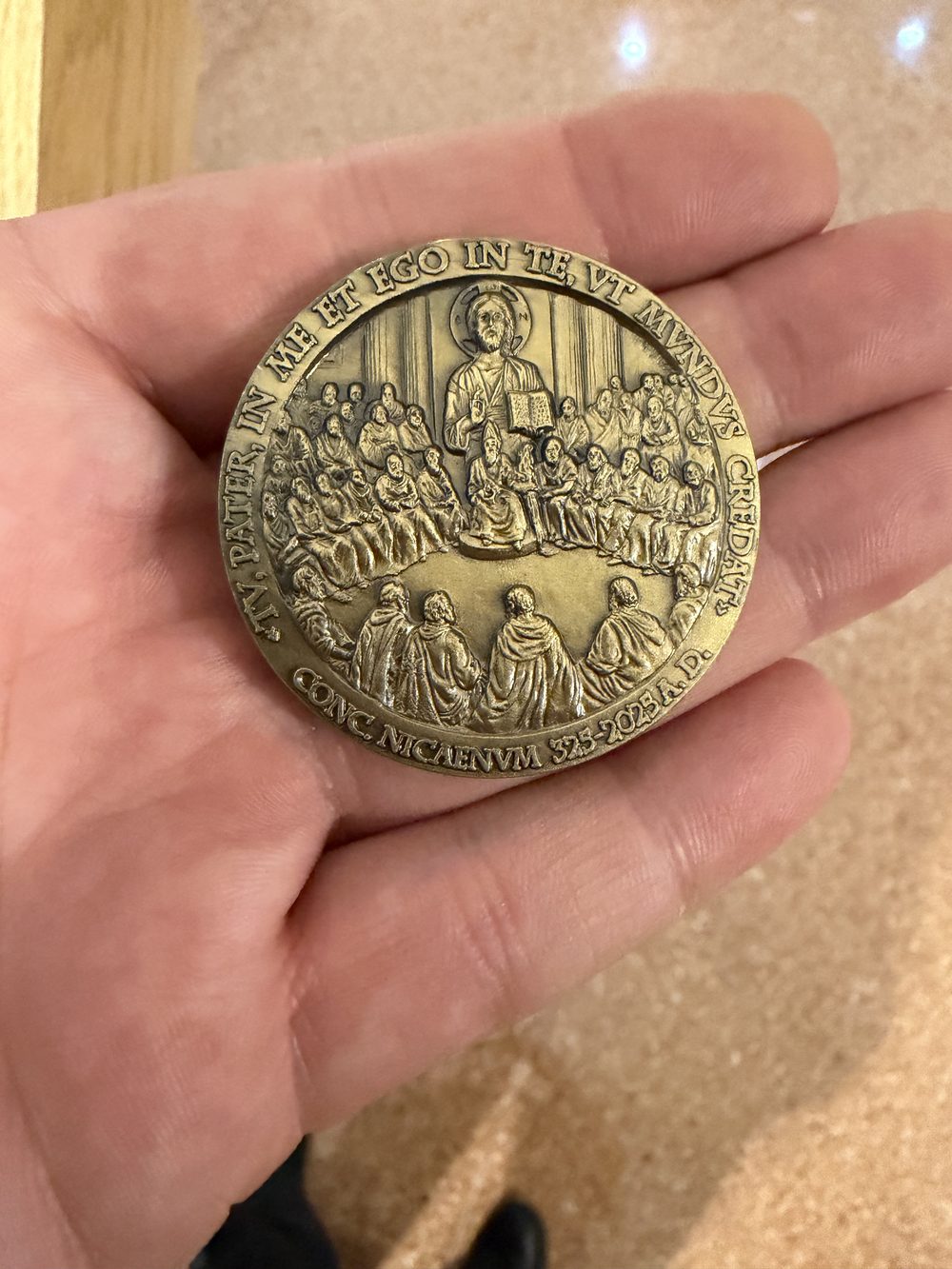 Official medal of Pope Leo XIV's first pontifical year